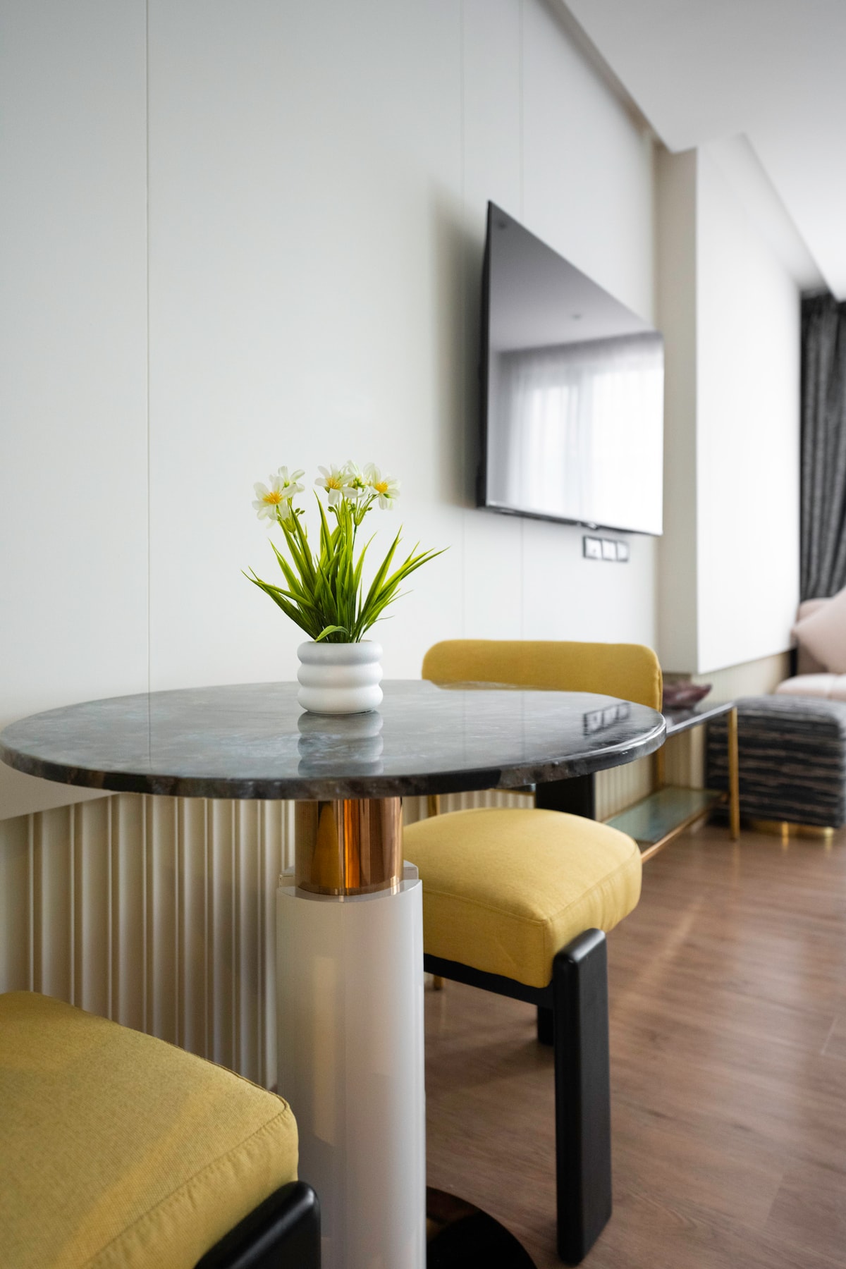 Bellevue Beachfront Studio — 4