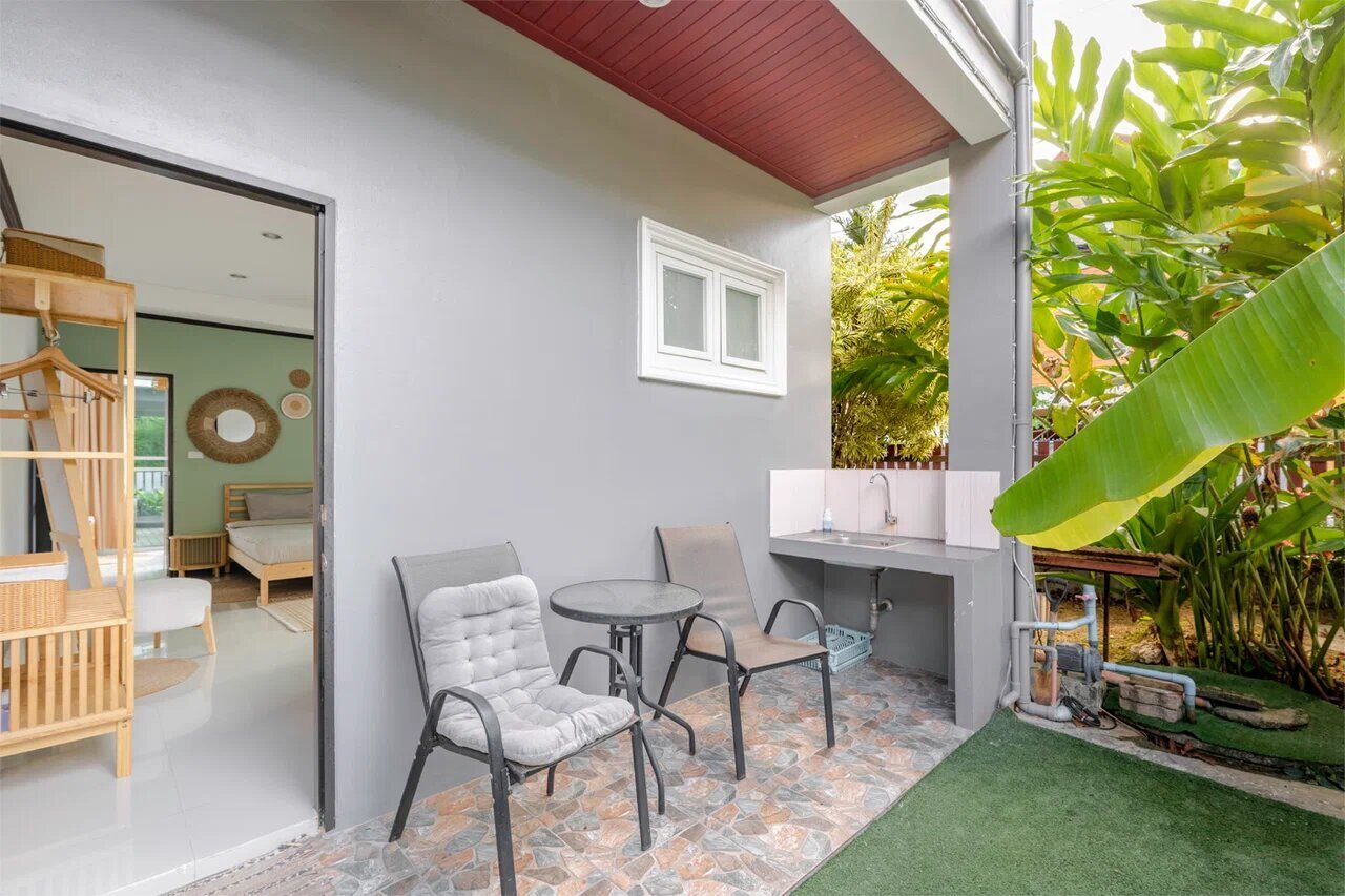Jungle Apartment I — 12