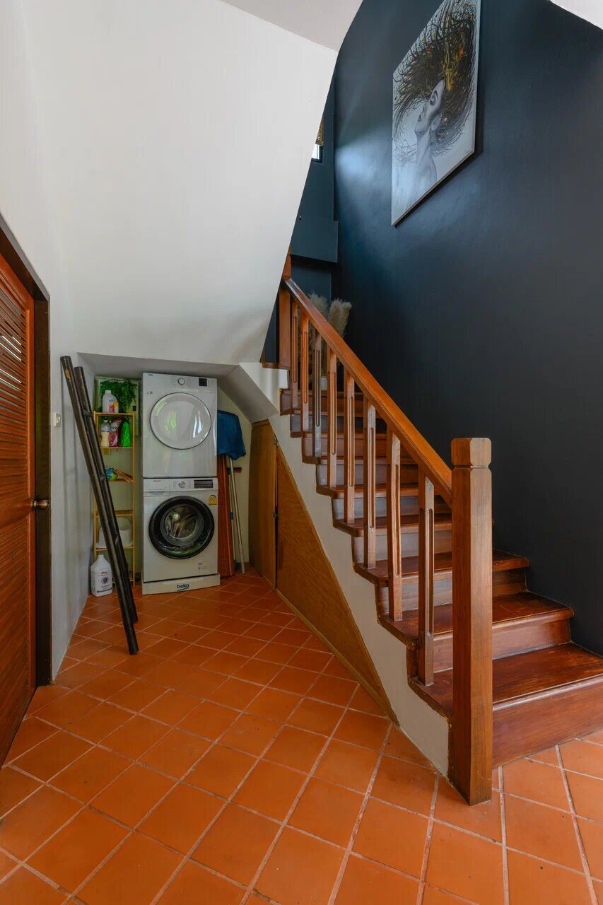The Orange Villa — 6