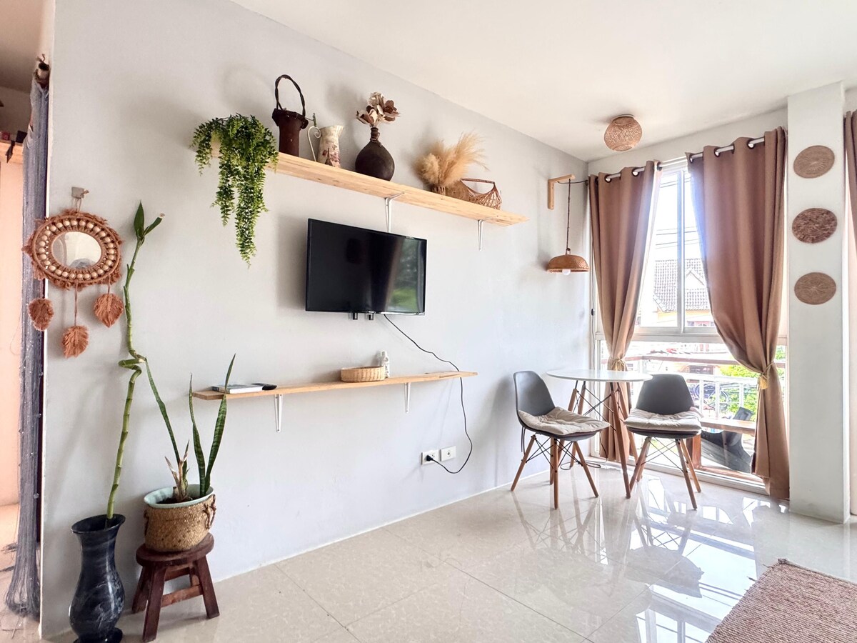 Ao Yon Apartment — 5