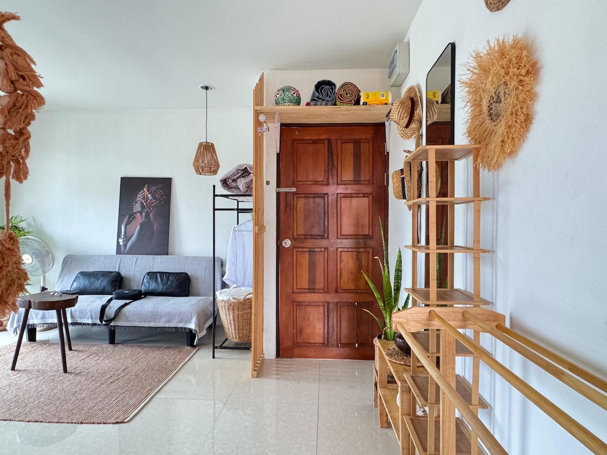 Ao Yon Apartment — 16