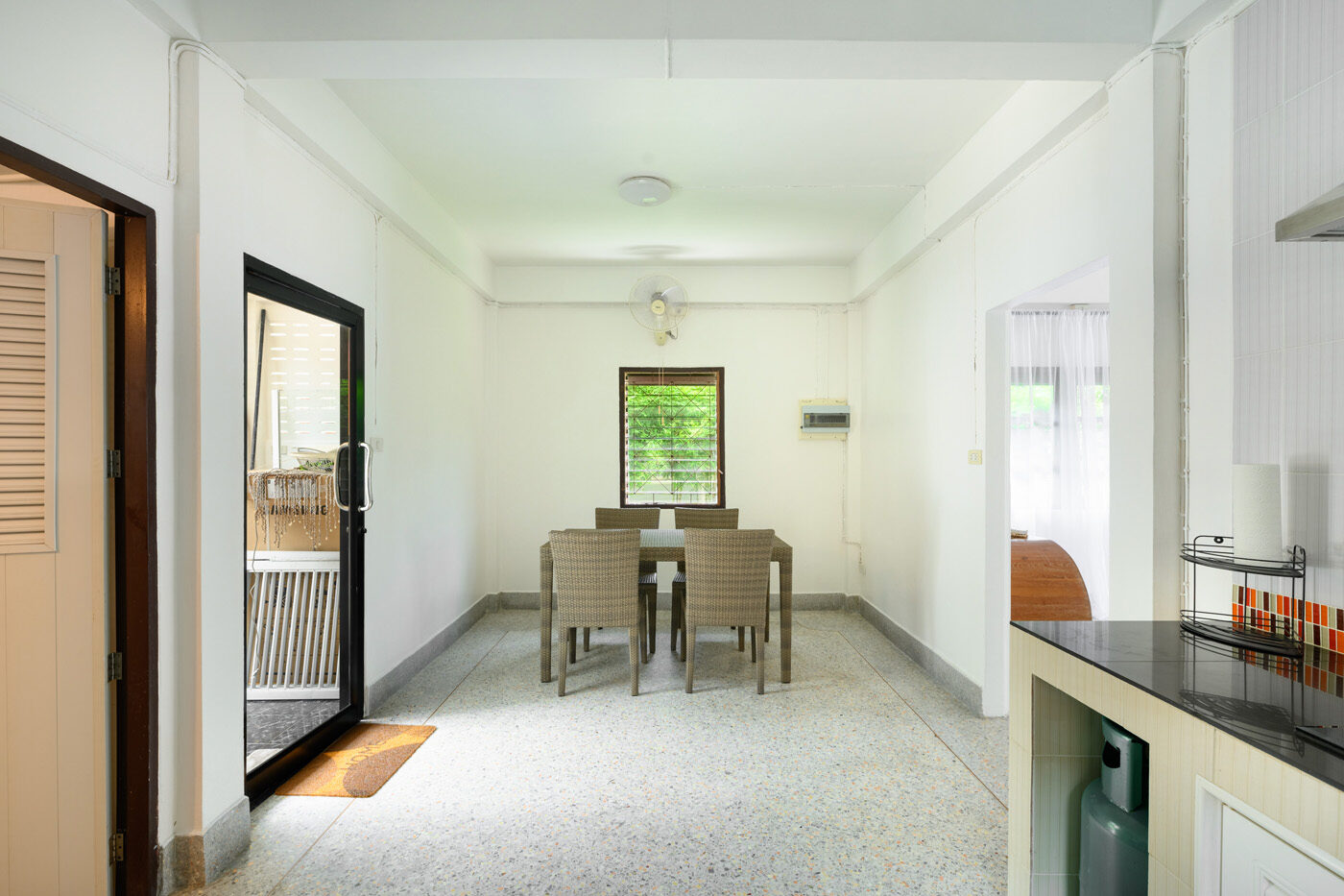 Tropical Home II — 25