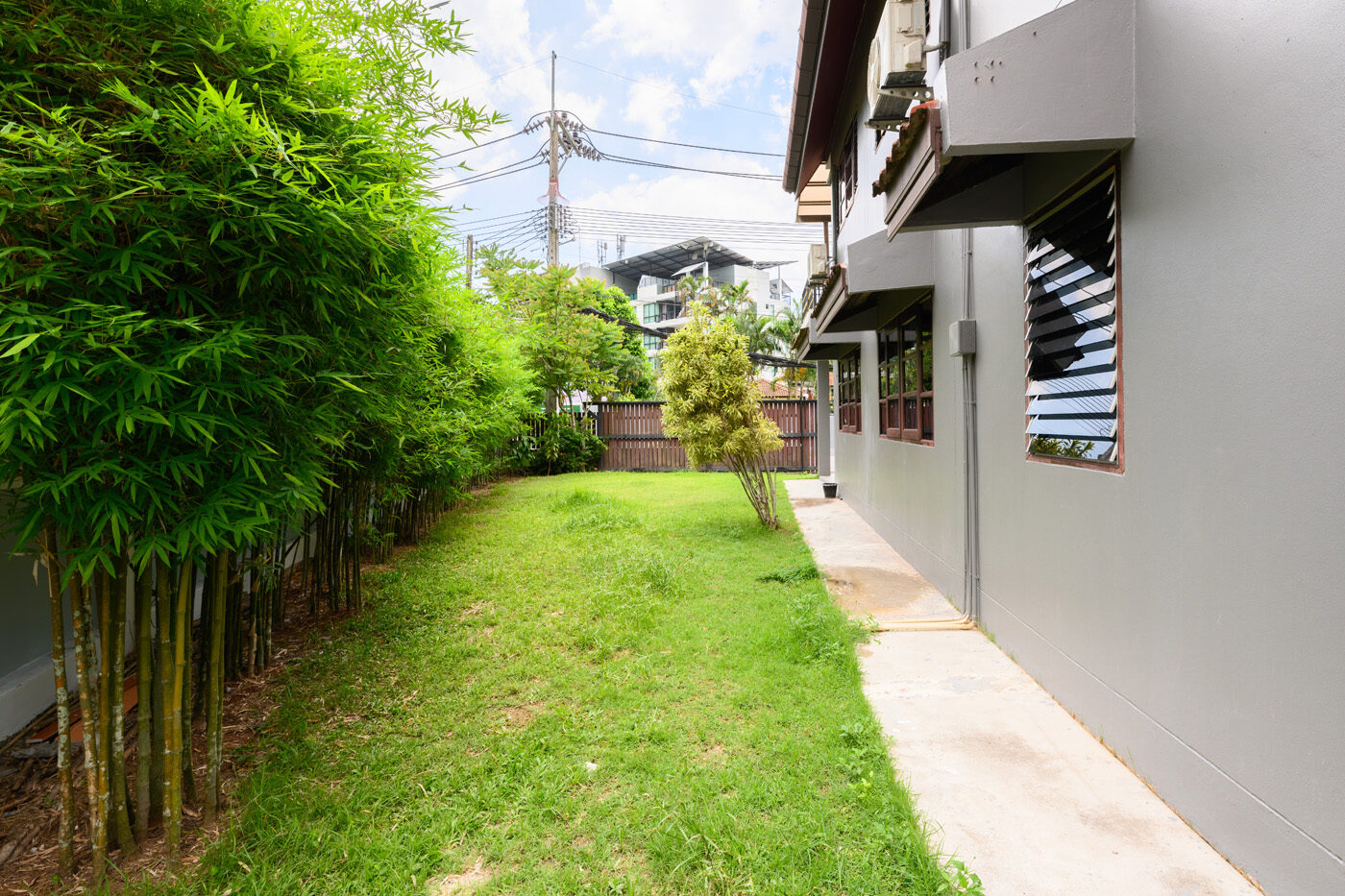 Tropical Home II — 28